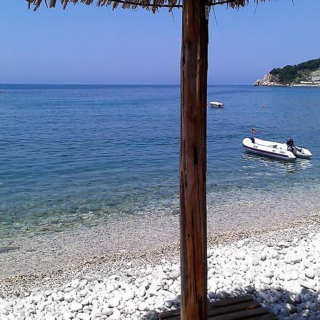 Holiday House Villa Neda Утьеха Экстерьер фото